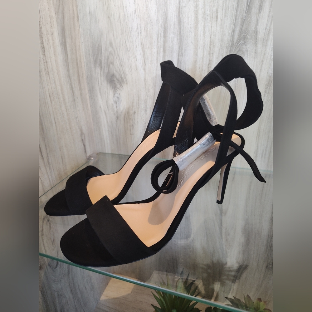Club Monaco Black Suede Corla Strap Ankle Tie Sandal Size 37.5